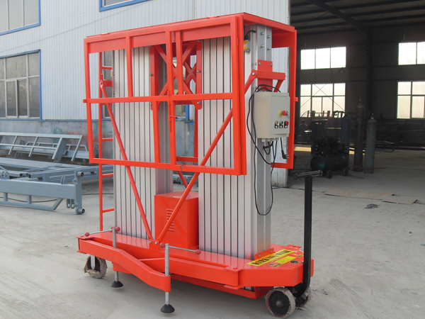 双|四轨式升降货梯 