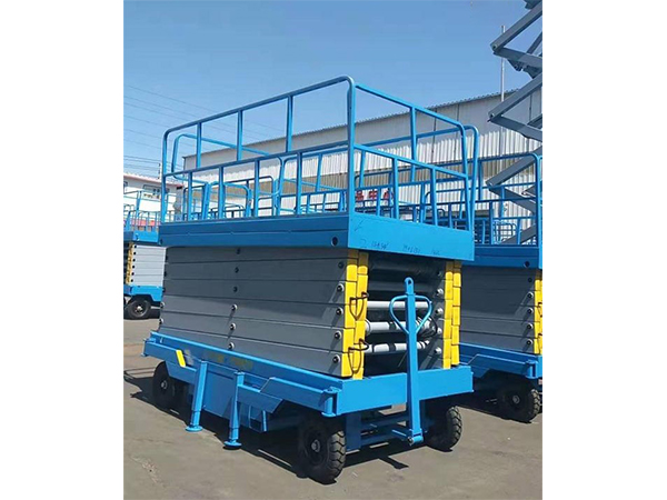 移动升降机